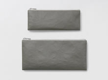 画像をギャラリービューアに読み込む, Zip pen case
